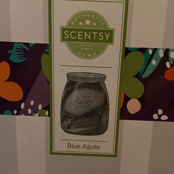 Scentsy warmer  (Blue Agate) - Picture 1 of 3